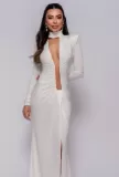 striptease escort Mannu renders perfect date