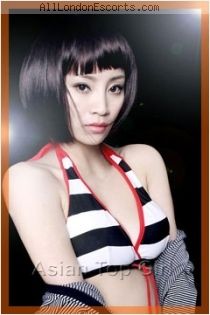 Kiki escort - 34C bust, Brown hair, Brown eyes