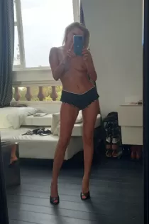 Russian escort Anita