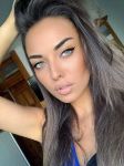 Corolyn 19 years old german girl