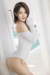 Compare to Bonnie escort