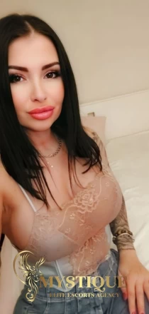 Outcall Only escort Becky 