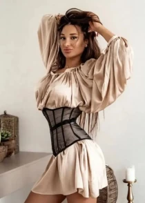 British escort Madalina