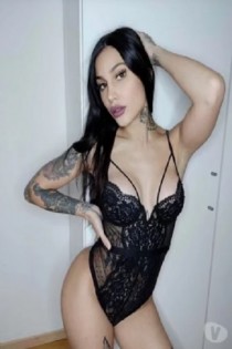 Karla escort - 32C bust, black hair, brown eyes