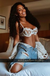 petite escort Jacona