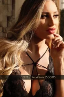  escort Bershka