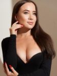 A Level escort Aysel renders ultimate experience