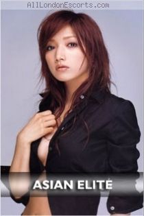Mikyo escort - 34C bust, brunette hair, Brown eyes