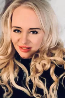 Nicole English escort - 007 Kent Escorts