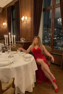 busty escort Brooklyyn