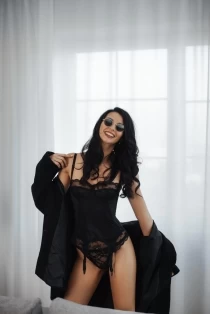 Hungarian escort Private Kelly