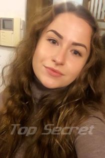 Bogdana escort - 34C bust, brunette hair, blue eyes