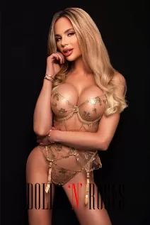 Skylah escort - 34E bust, blonde hair, blue eyes