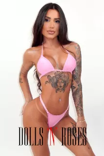 Catriona escort - 34C bust, brunette hair, brown eyes