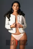 Nyomi stylish brunette escort, recommended