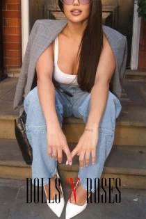 elite London escort Azura