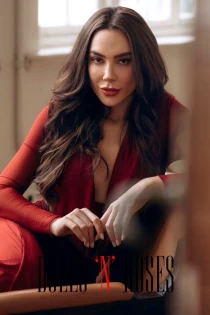 Outcall only escort Niko