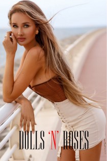 Compare to Chesca escort