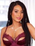 Vicky escort