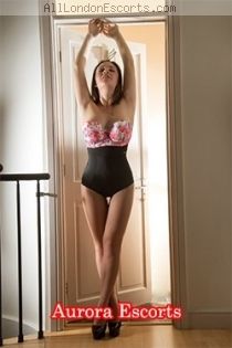 Leona escort - Aurora Escorts