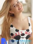 stunning Russian petite companion in Knightsbridge