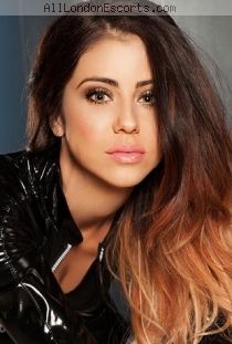 Isabel escort - 34B bust, brunette hair, brown eyes