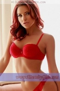 petite escort Briggy