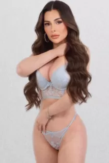 Jaykara escort - 34B bust, brunette hair, brown eyes