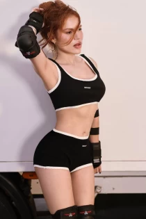 Apricity 25 years old girl