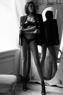 Central London escort Delina