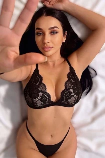 Karina 27 years old girl