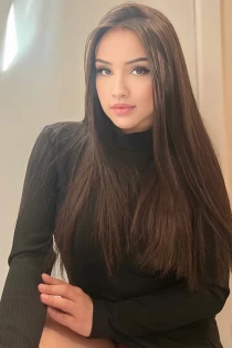 Adallyn 20 years old girl