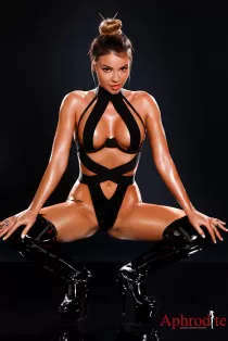 Compare to Mistress Nelly escort